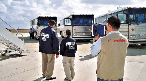 EL HERALDO regresa a casa con deportados