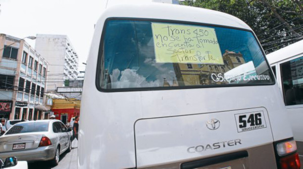 Unos 700 rapiditos saturan bulevares