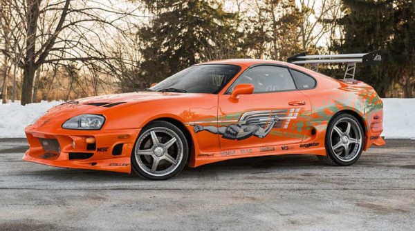 Subastan auto de Paul Walker