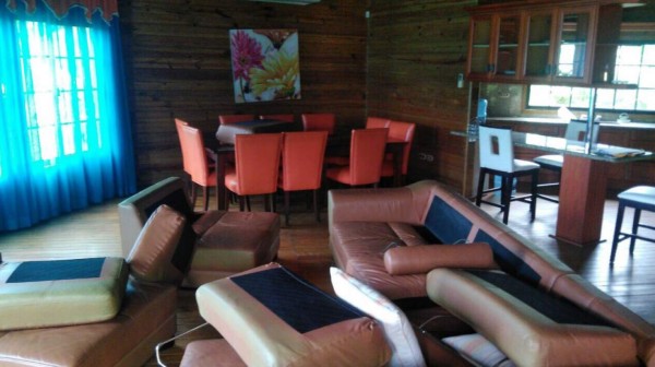 Aseguran casa de playa en Omoa y complejo de apartamentos en El Hatillo a familia Matta