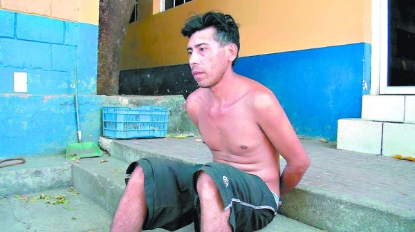 Desalmado mata a machetazos a niño de 22 meses