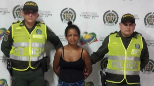 Apuñala a su novio por publicar su ruptura en Facebook