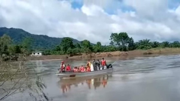 FOTOS: Un Valle de Sula anegado se prepara para más inundaciones