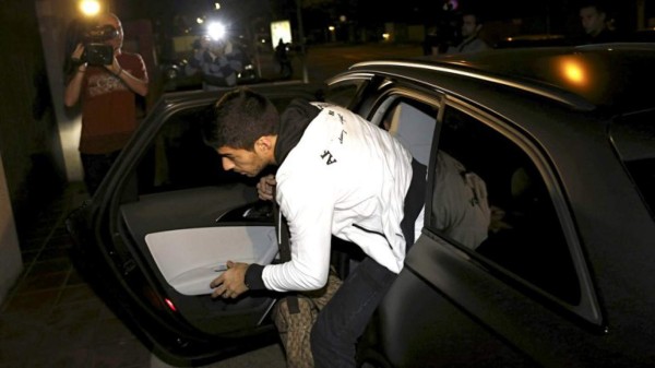 &nbsp;FIFA y Barcelona acuerdan una 'ley del silencio' por el caso Suárez