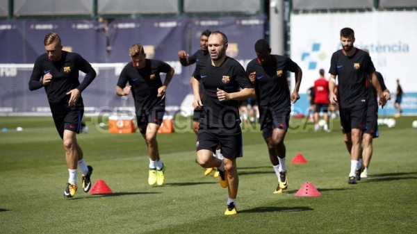 El Choco Lozano fue convocado para entrenar con el primer equipo del Barcelona