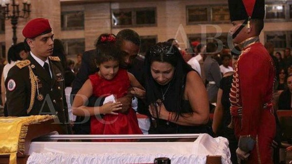 Maduro confirma que Hugo Chávez tuvo hija con azafata del avión presidencial