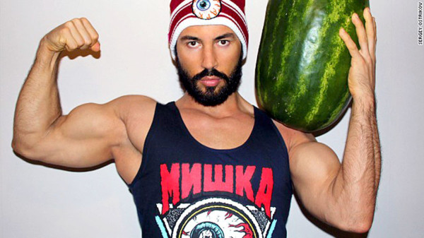 Pavel Petel, el bisexual que sobrevivió a la muerte en Rusia