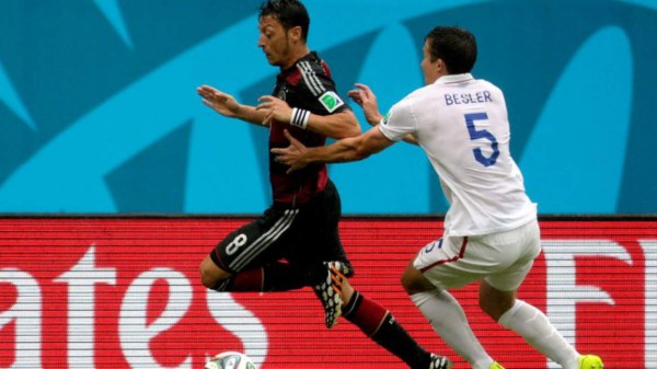 Alemania le gana a Estados Unidos, ambos clasifican