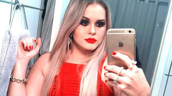 Se entrega la alcaldesa brasileña que gobernaba por WhatsApp
