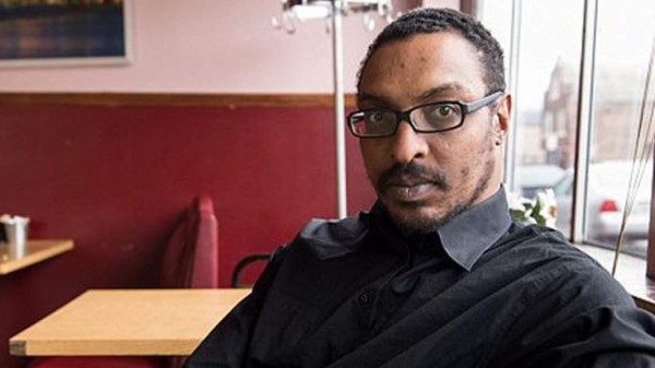 Hijo del boxeador Mohamed Alí, retenido en un aeropuerto de Florida