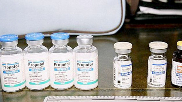 Imágenes de la habitación donde murió Michael Jackson