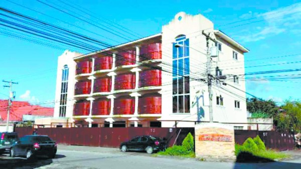 Hasta edificio del MP entre bienes asegurados en SPS