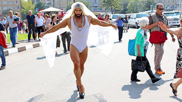 Pavel Petel, el bisexual que sobrevivió a la muerte en Rusia