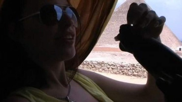 Egipto investiga polémico video grabado en pirámide