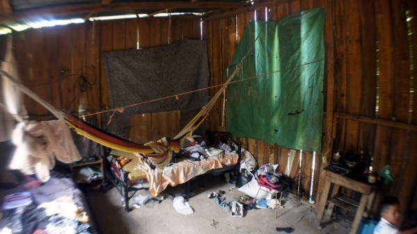 Hermanitos Hernández reciben donaciones en su nuevo hogar