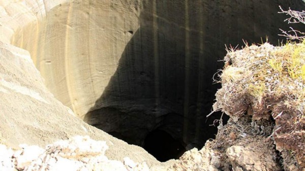Así se formó el cráter que llega al 'centro de la Tierra'