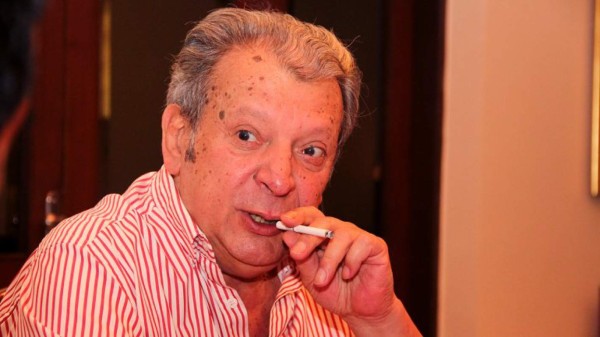 Captan a senador paraguayo teniendo sexo con jóvenes