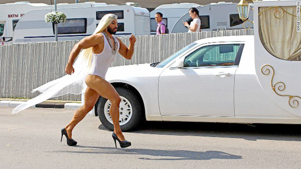 Pavel Petel, el bisexual que sobrevivió a la muerte en Rusia