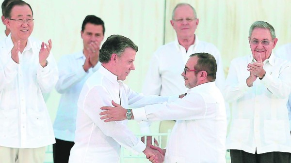 Armas de las FARC podrían entrar a Honduras y caer en manos de maras