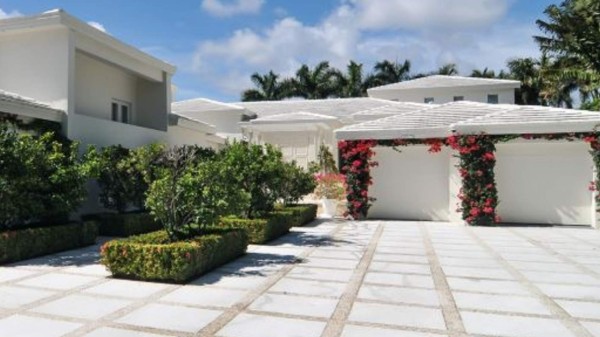 Mansión de Shakira a la venta