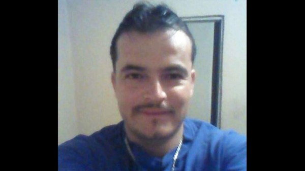 Mujer le paga boleto a su enamorado para que la visite y él la estrangula