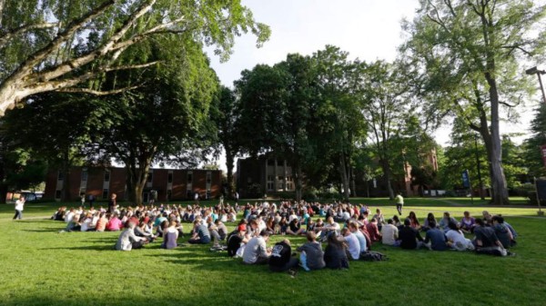 Tiroteo deja un muerto y tres heridos en campus de Seattle, EEUU