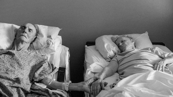 Una pareja de ancianos decidió morir tomada de la mano