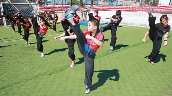Mi Súper Diario celebra un nuevo aniversario con sus minilectores