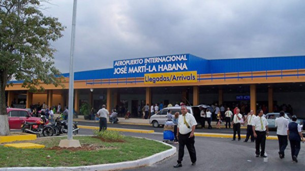 EEUU autoriza hasta 110 vuelos regulares diarios a Cuba