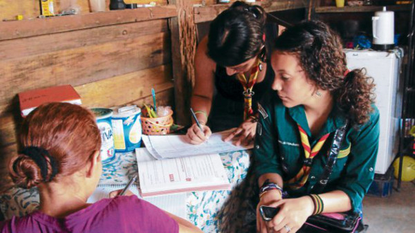 Jóvenes scouts al rescate del barrio La Bolsa