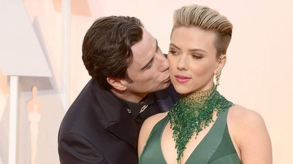 El beso que incomodó a Johansson en los Oscar