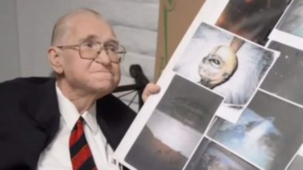 Antes de morir, científico hace increíble confesión sobre aliens&nbsp;&nbsp;
