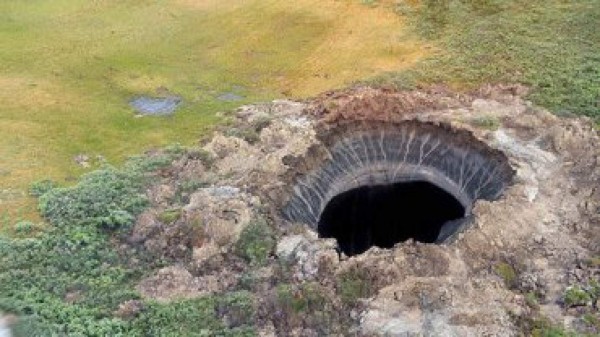 Así se formó el cráter que llega al 'centro de la Tierra'