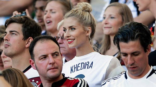 Las bellas novias de los campeones del mundo