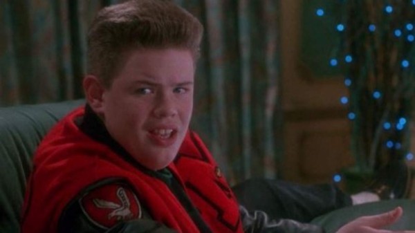 Así luce el insoportable, Buzz McCallister, hermano de 'Mi pobre angelito'
