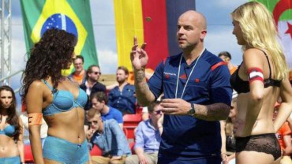 Sexy mundial de lencería se realiza en Holanda