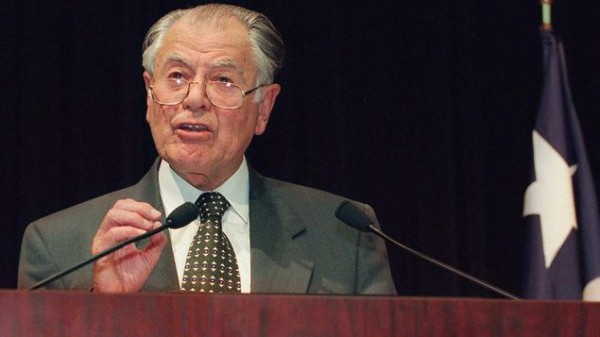 Fallece Patricio Aylwin, primer presidente tras dictadura de Pinochet
