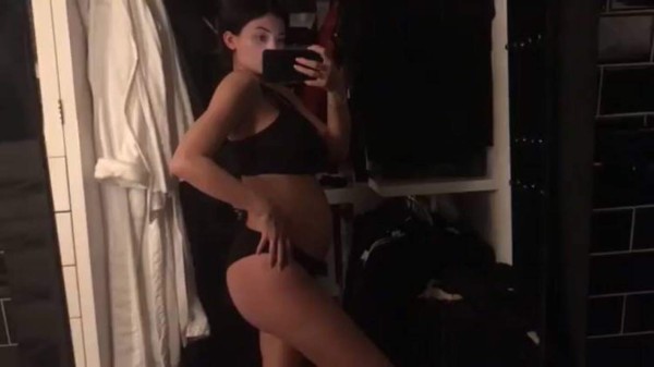 Foto de las hermanas Kardashian embarazadas arrasa en las redes