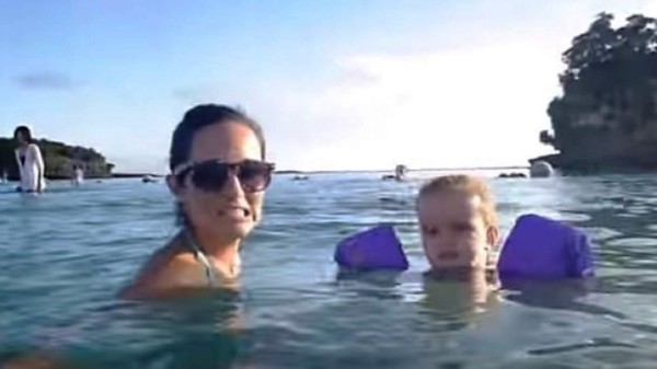 El emotivo reencuentro de un soldado y su familia que encendió YouTube