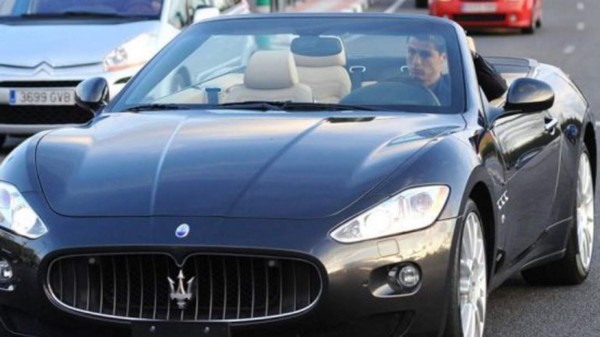 Cuánto paga Cristiano por el seguro de sus autos de lujo
