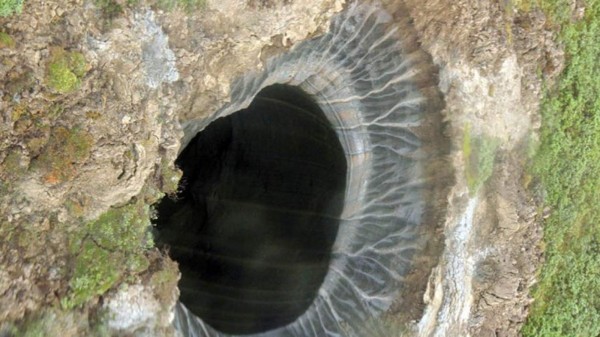 Así se formó el cráter que llega al 'centro de la Tierra'