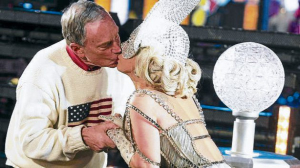 La bienvenida del 2012 al estilo Gaga