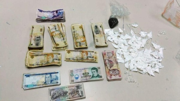 Capturan a menor en posesión de drogas y fuerte cantidad de dinero en El Pedregal