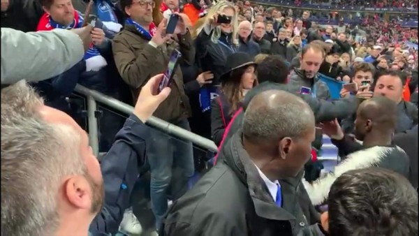 Aficionado francés agredido por Neymar se defiende &nbsp;&nbsp;