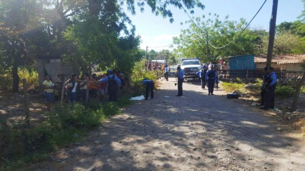 Descubren feto cuando era comido por aves de rapiña en Choluteca&nbsp; &nbsp;