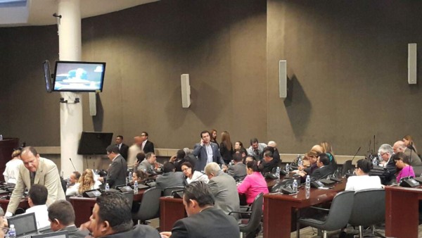 Tony Hernández, hermano del presidente de la República vuelve al Congreso Nacional