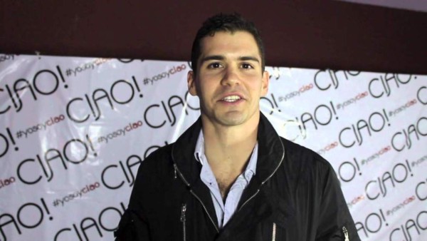 Los periodistas deportivos mexicanos vs los hondureños... ¿Quiénes son los más guapos?