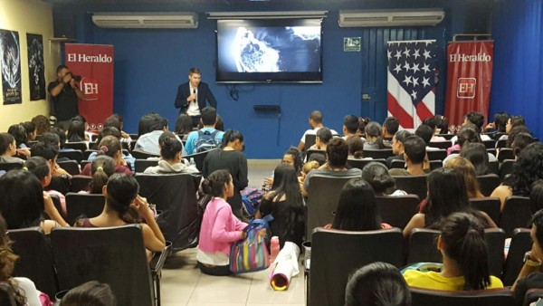 Samuel George habla sobre documentales en el VI Festival