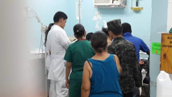 Hieren con machete a joven hondureño que se tatuó sus ojos