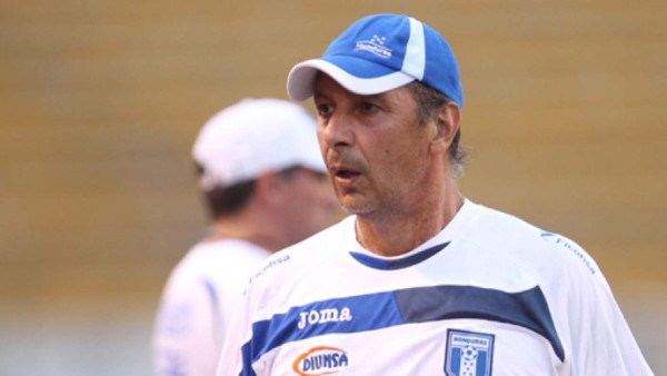 Honduras iniciará con una selección muy joven